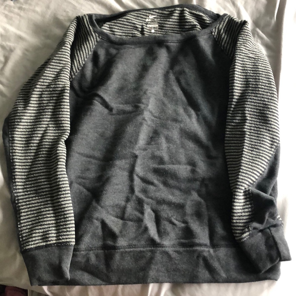 Crewneck sweater